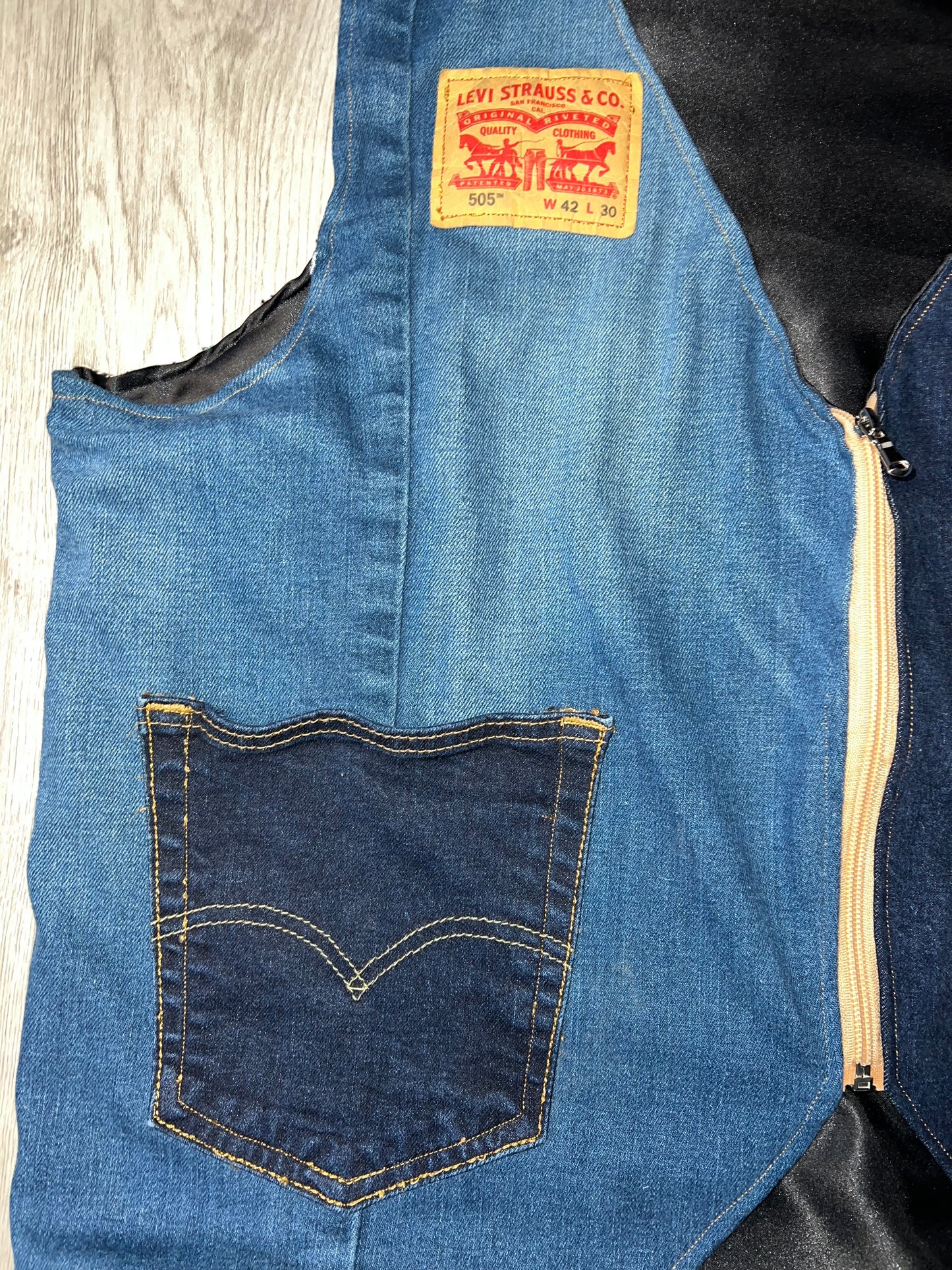 Lil’ Wayne Tapestry vest (L)