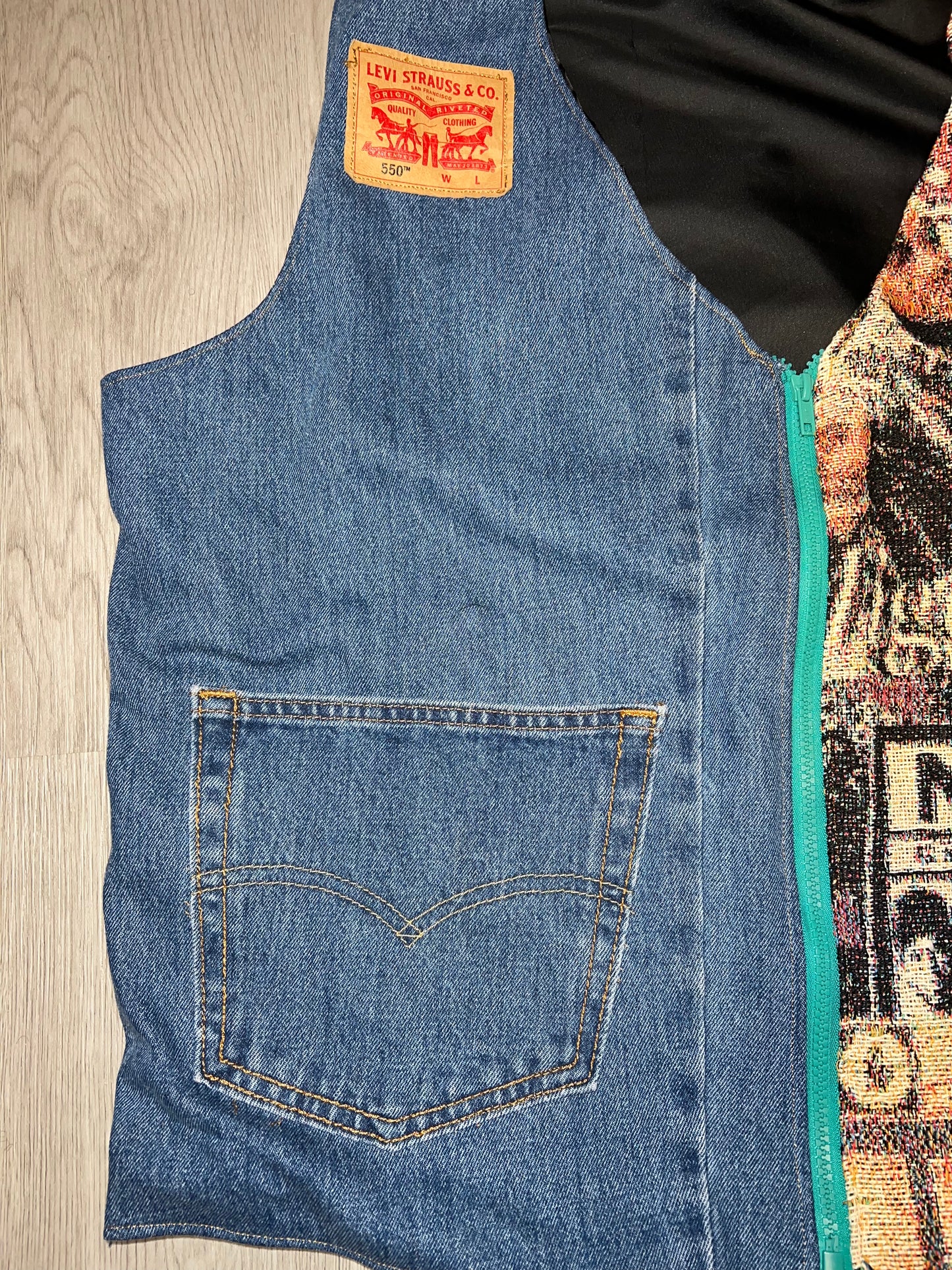 The Hip-hop Tapestry vest (L)